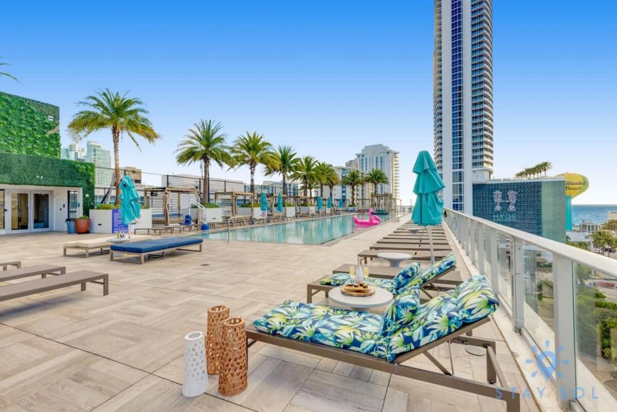 Апартаменти Wrap Around Balcony - Insane Views - Amazing Pools Голлівуд Екстер'єр фото