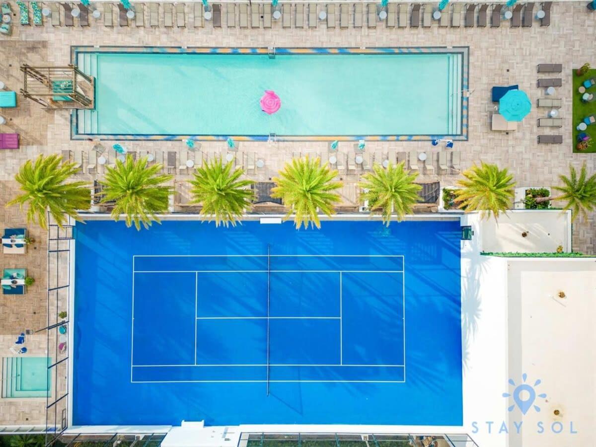 Апартаменти Wrap Around Balcony - Insane Views - Amazing Pools Голлівуд Екстер'єр фото
